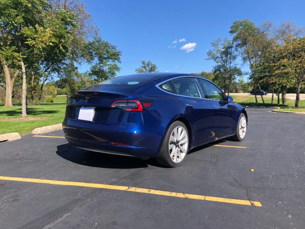 Tesla Model 3 - Long Range - RWD - Enhanced Autopilot (EAP) - Ver. 10 for sale in Elmhurst, IL – photo 6