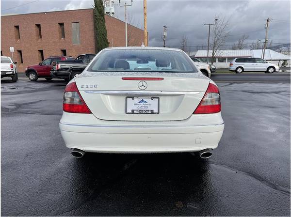 2008 Mercedes-Benz E-Class - - by dealer - vehicle for sale in Medford, OR – photo 4