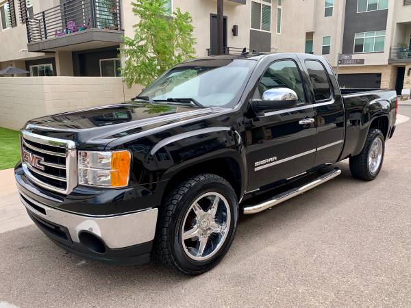 2013 GMC Sierra V8 Ext Cab only 88K mi! Needs nothing, Lots new, Clean for sale in Mesa, AZ