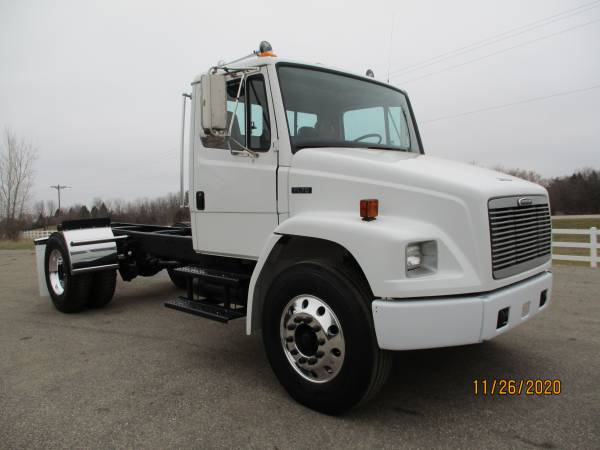 2000 Freightliner FL70 Cab&Chassis 8.3 Cummins 1 Owner Low Miles -... for sale in Jordan, MN