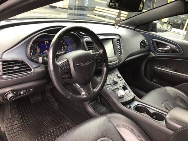 2015 Chrysler 200 S AWD - - by dealer - vehicle for sale in Manchester, NH – photo 12