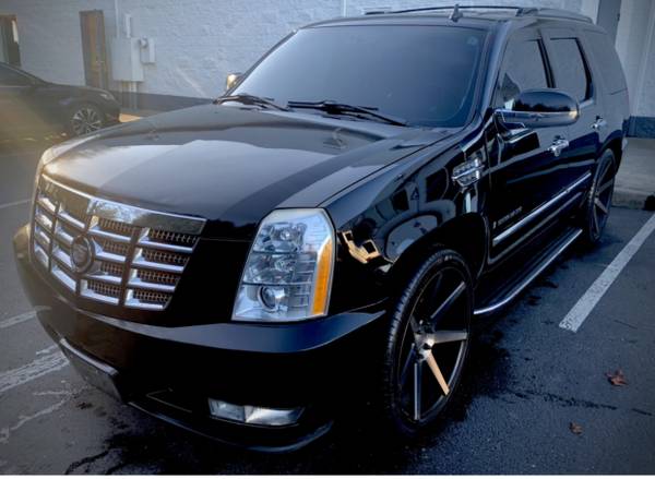 2007 Cadillac Escalade AWD Black/Black on 24s - - by for sale in Vancouver, OR – photo 2