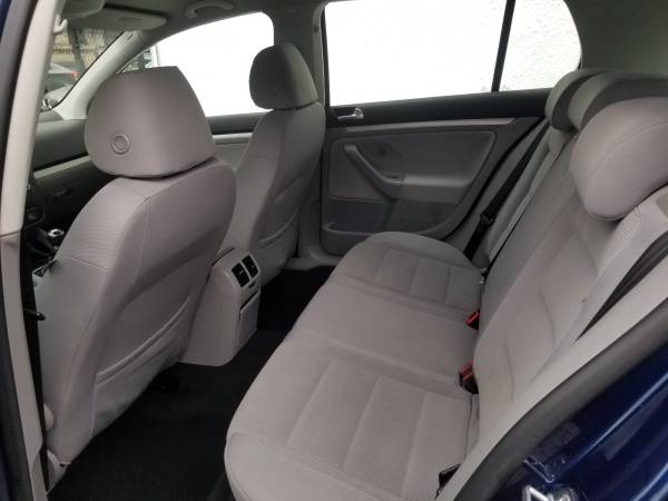 VW GOLF (RABBIT) 4 Dr Hatchback ** LOW Miles ** 5 Speed Manual -... for sale in Brooklyn, NY – photo 8