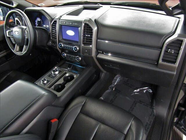 2020 Ford Expedition XLT 4WD for sale in Ballwin, MO – photo 9
