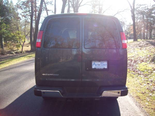 2019 Chevrolet Express G3500 LT 12-Passenger Van for sale in Spartanburg, SC – photo 6