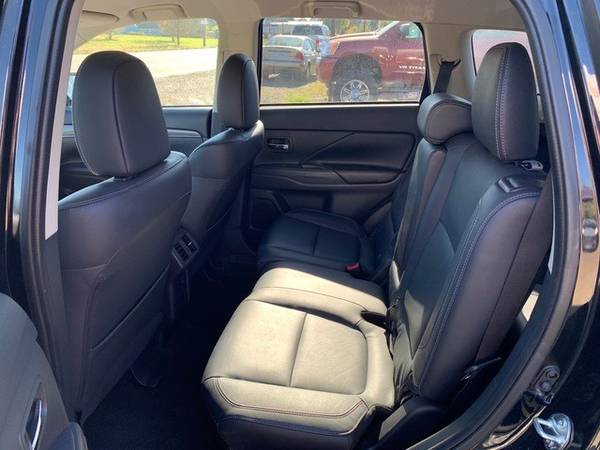 2019 Mitsubishi Outlander 4x4 4WD SEL S-AWC SUV - cars & trucks - by... for sale in Corvallis, OR – photo 9