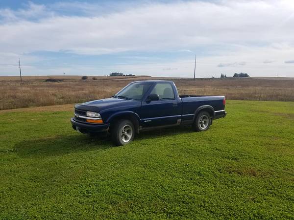2000 Chevy S10 for sale in Gladbrook, IA