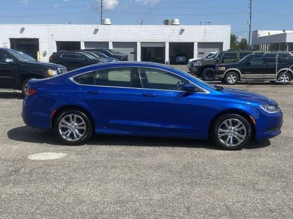 2017 Chrysler 200 sedan Touring FWD - Chrysler Vivid Blue - cars & for sale in Sterling Heights, MI
