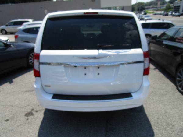 2014 CHRYSLER TOWN & COUNTRY TOURING EXCELLENT CONDITION!!!! for sale in NEW YORK, NY – photo 5