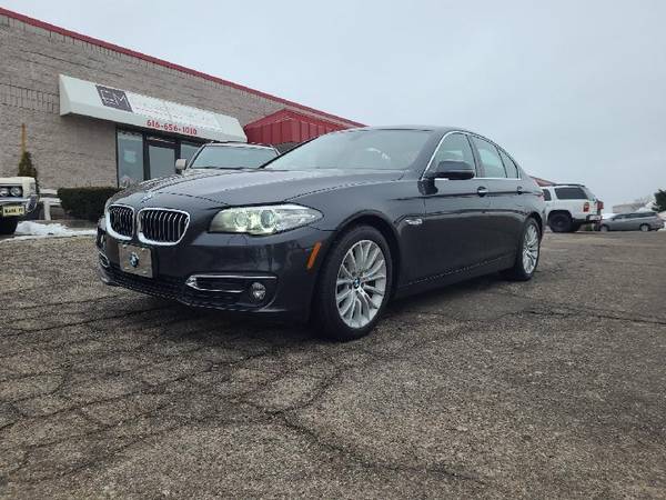 2016 BMW 5-Series 528i xDrive - - by dealer - vehicle for sale in Grand Rapids, MI