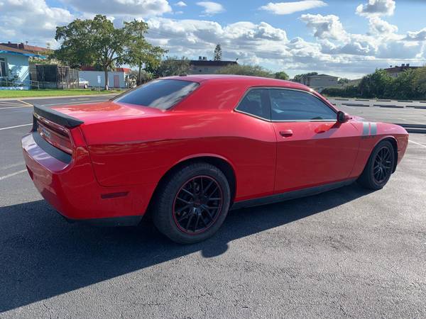 2014 DODGE CHALLENGER R/T /LEATHER/ CUSTOM WHEELS/ NEW TYRES - cars... for sale in Hollywood, FL – photo 8
