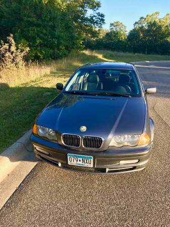 2001 BMW 330Xi AWD Grey for sale in Coon Rapids, MN – photo 3
