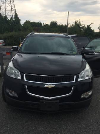 2012 Chevrolet Traverse LT (third row) for sale in Pittsfield, MA