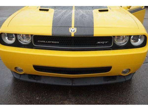 2010 Dodge Challenger coupe SRT8 - Dodge Detonator Yellow Clearcoat for sale in Plymouth, MI – photo 24