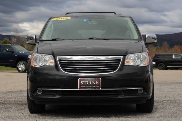 2016 CHRYSLER TOWN & COUNTRY TOURING L - - by dealer for sale in Middlebury, VT – photo 2