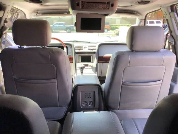 2006 Lincoln Navigator ULTIMATE PACKAGE!!!! MUST SEE FAMILY MOVER!!!! for sale in Chula vista, CA – photo 20