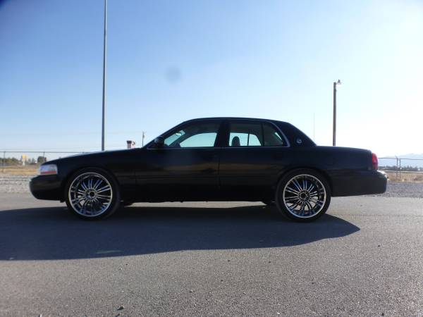 2005 MERCURY GRAND MARQUIS GS 20 IN CHROME RIMS JUST 95000 MILES -... for sale in Pahrump, NV