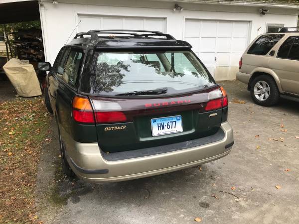 2001 Subaru Outback4x4 very low miles 1 owner for sale in Guilford , CT – photo 2