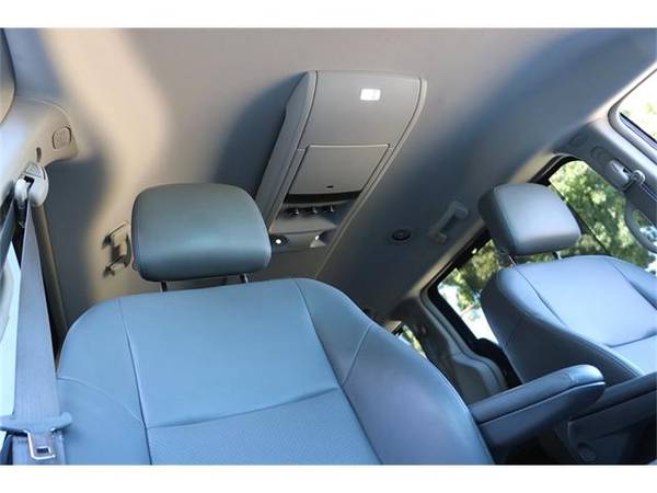 2014 Volkswagen Routan SE - mini-van for sale in Newark, CA – photo 17