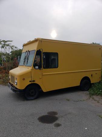 2000 Grumman Olson (Ford) 14' Step Van - cars & trucks - by owner -... for sale in Providence, RI