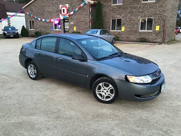 2004 Saturn Ion Level 2 - 1 OWNER, 124xxx miles, 32 MPG/hwy for sale in Farmington, MN
