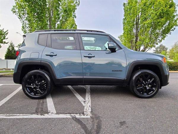 2018 Jeep Renegade Altitude SPORT UTILITY/4X4/MY SKY DUAL PANEL for sale in Portland, OR – photo 4