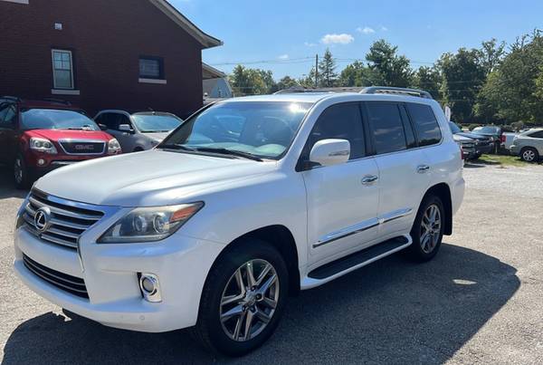 2013 Lexus LX 570 Sport Utility - - by dealer for sale in Crestwood, KY – photo 3