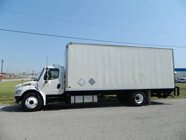 2017 Freightliner Box Truck Straight Truck - - by for sale in Kansas City, MO – photo 2
