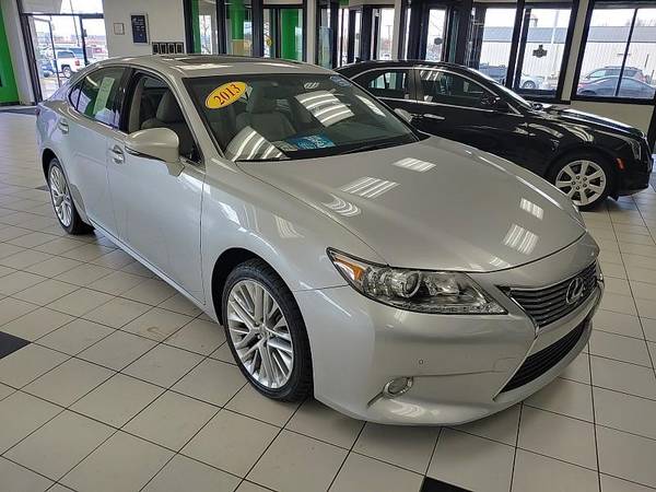 2013 Lexus ES 350 4dr Sdn - - by dealer - vehicle for sale in Louisville, KY – photo 2
