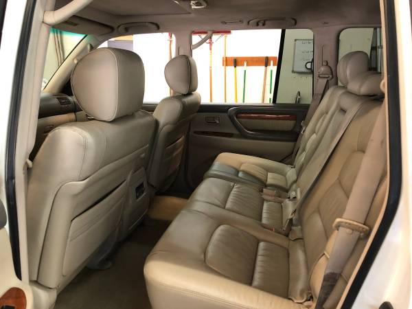 2004 Lexus LX470 4WD - Navigation, Low Miles, Clean title, 3rd Row for sale in Kirkland, WA – photo 11