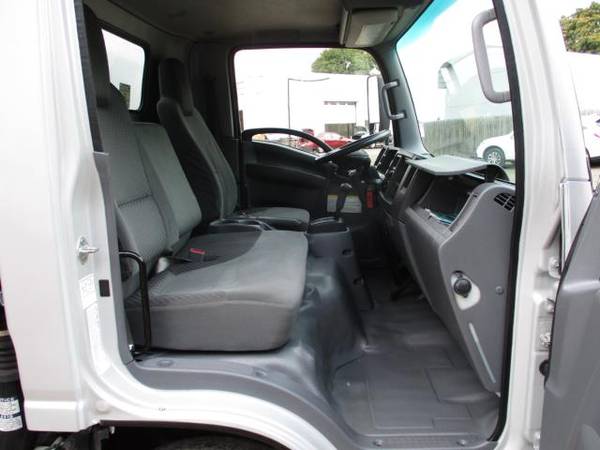 2011 Isuzu NRR 12 BEVERAGE BODY ** SIDE DOOR TRUCK ** - cars &... for sale in south amboy, MA – photo 11