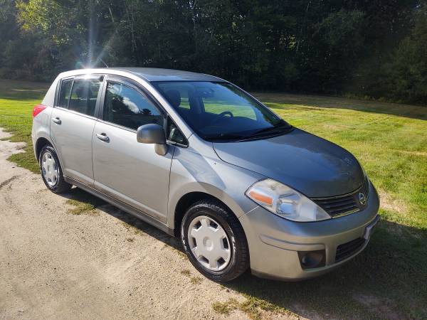 2009 Nissan Versa Hatchback Manual Trans w/ONLY 110998 for sale in East Derry, NH – photo 16