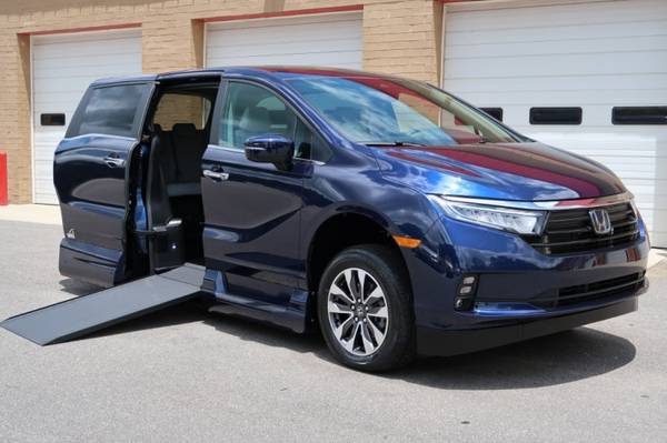 Wheelchair Accessible 2022 HONDA ODYSSEY EXL: Vantastic Mobility for sale in Wingate, NC