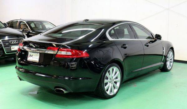 2010 Jaguar XF 4dr Sdn Premium Luxury - FINANCING AVAILABLE! for sale in Dallas, TX – photo 11