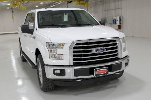 2016 *Ford* *F-150* *4WD SuperCrew 145 XLT* White - cars & trucks -... for sale in Jonesboro, GA – photo 13