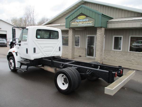 2004 international 4200 VT365 diesel head studs 107k miles - cars & for sale in Forest Lake, MN – photo 3