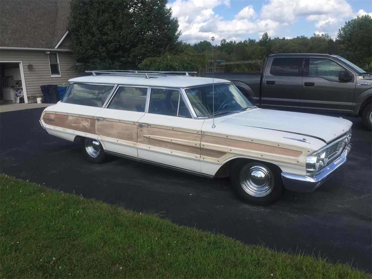 1964 Ford Country Squire for sale in New Middletown , OH
