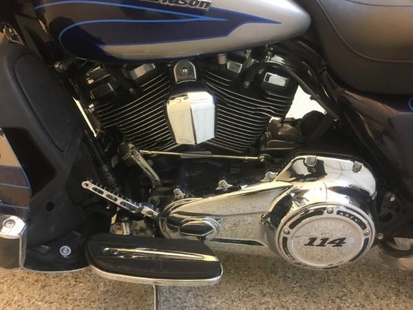 2017 Harley-Davidson FLHTKSE Screamin Eagel Repairable Frt & Side... for sale in Strasburg, ND – photo 10