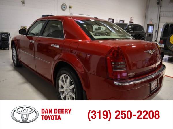 2007 Chrysler 300C Base Inferno Red Crystal Pearlcoat - cars & for sale in Cedar Falls, IA – photo 16