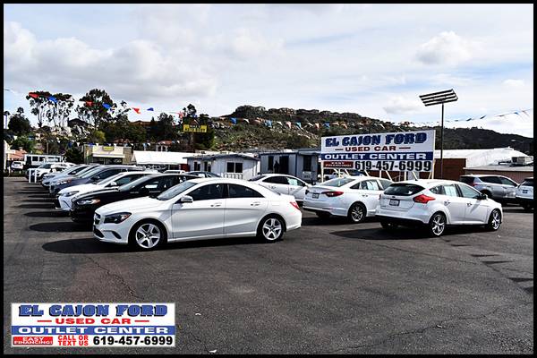 2018 Ford Focus SE SEDAN -EZ FINANCING-LOW DOWN! EL CAJON FORD for sale in Santee, CA – photo 21