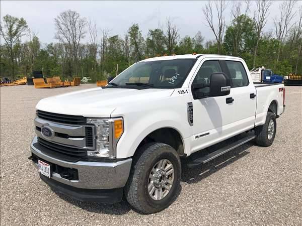 2017 FORD F250 TRUCK PICK-UP CREW CAB for sale in Verona, KY