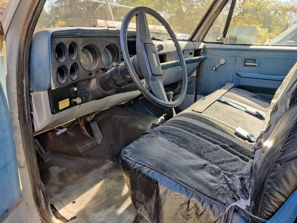 1981 GMC Sierra 4x4 full-size pickup - no engine for sale in Rochester, MN – photo 9