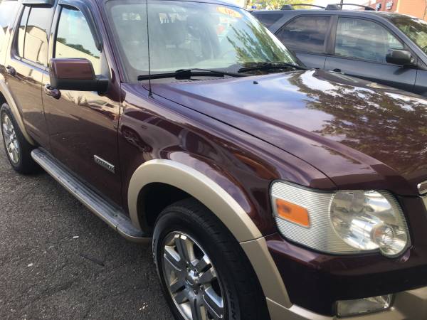 2008 Ford Explorer Eddy Bauer for Sale for sale in Brooklyn, NY – photo 2
