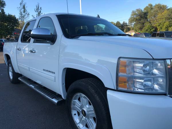 Well-Kept! 2011 Chevy Silverado 1500 LT! 4x4! Crew Cab! Nice! for sale in Ortonville, MI – photo 12