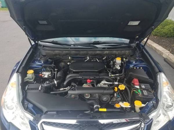 2011 Subaru Legacy 2.5i AWD 4dr Sedan CVT for sale in North Tonawanda, NY – photo 17