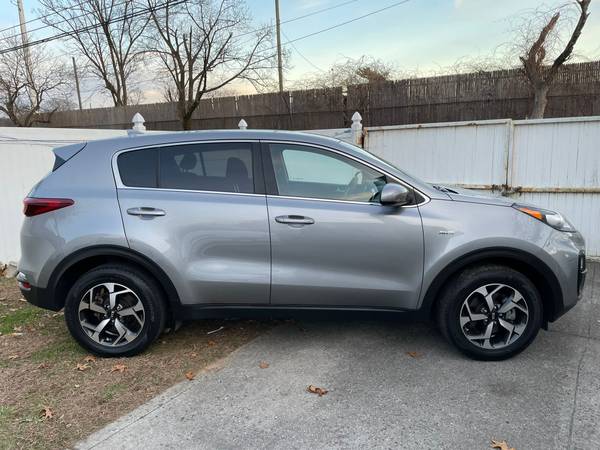 2021 Kia Sportage LX Sil/blk Only 13K Miles Clean Title Paid Off for sale in Valley Stream, NY
