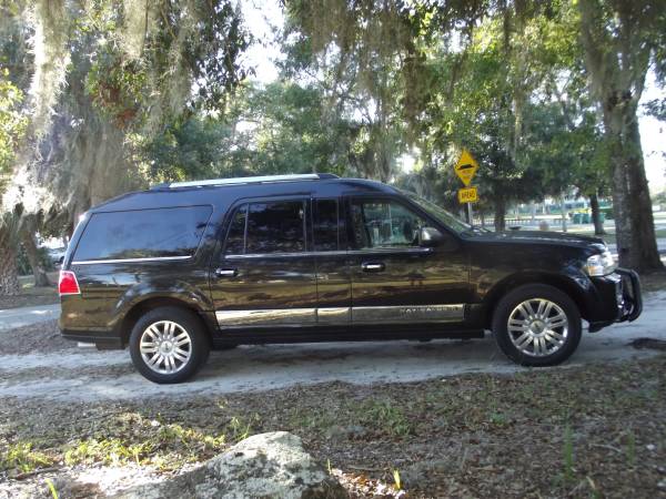 2014 Lincoln Navigator 4x4 Limo 3600 miles - - by for sale in Other, FL – photo 5