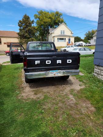 1989 ford f150 xlt lariat for sale in Albert Lea, MN – photo 2