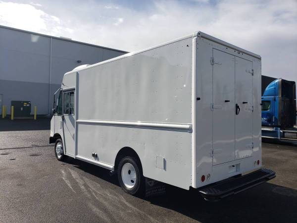 2017 Ford F59 Step Van TEMPERATURE CONTROL REFRIGERATED MILK for sale in Portland, MT – photo 4