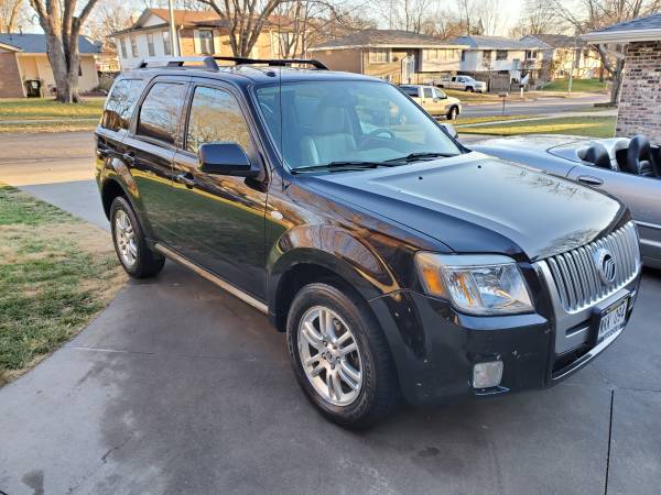 2009 Mercury Mariner Premier 4x4 - cars & trucks - by owner -... for sale in Lincoln, NE – photo 4